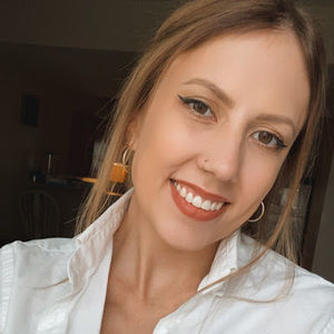 Meet your Posher, Stephanie